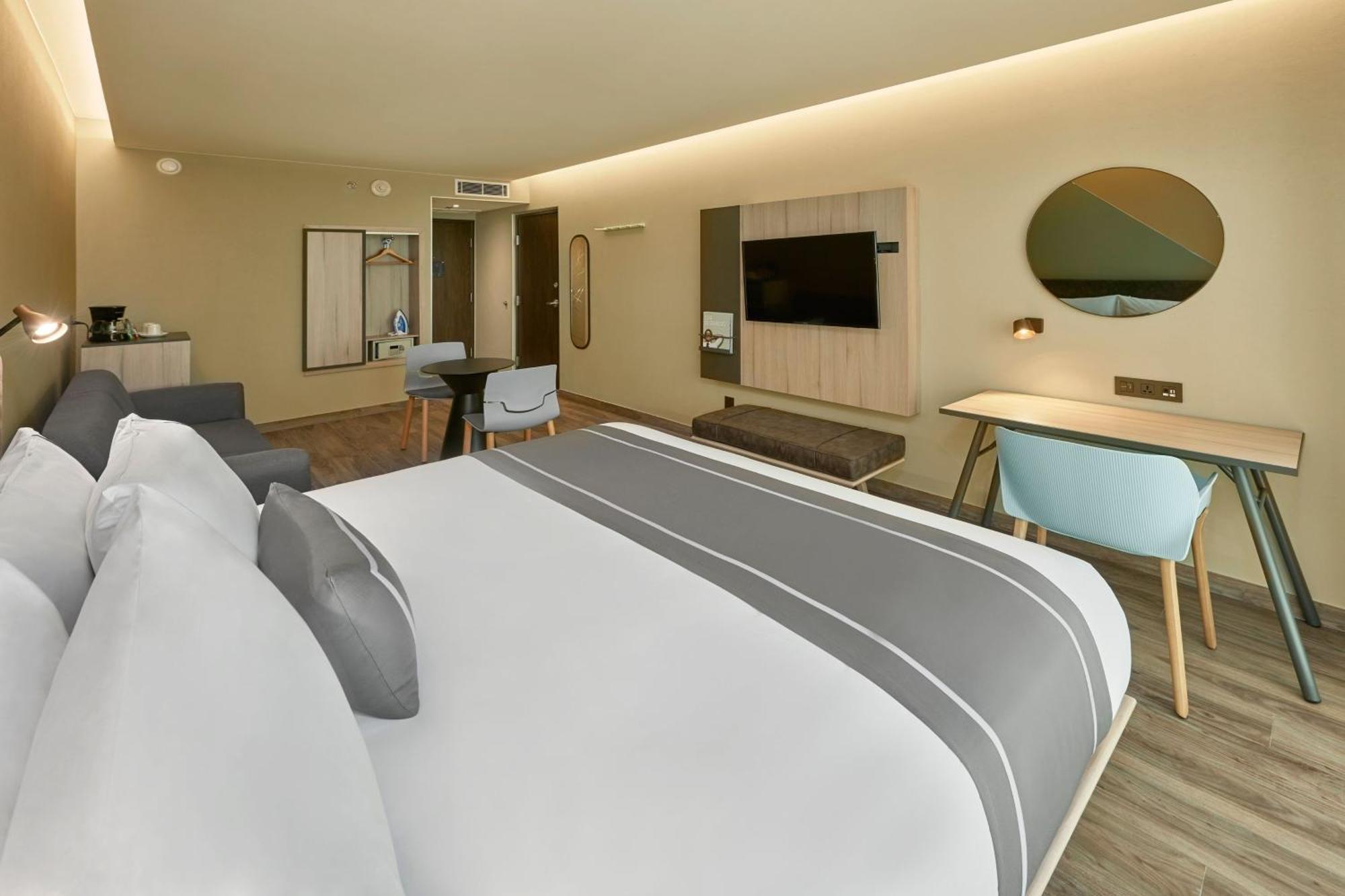 City Express Plus By Marriott Cancun Aeropuerto Riviera Ngoại thất bức ảnh