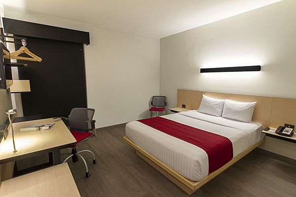 City Express Plus By Marriott Cancun Aeropuerto Riviera Ngoại thất bức ảnh