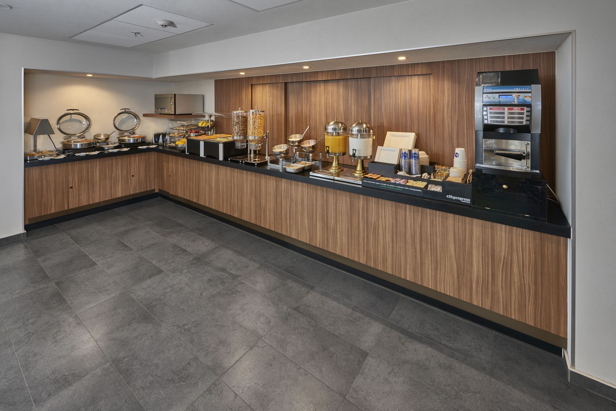 City Express Plus By Marriott Cancun Aeropuerto Riviera Ngoại thất bức ảnh